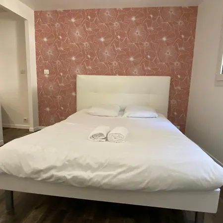 Le Saint Louis Apartment
