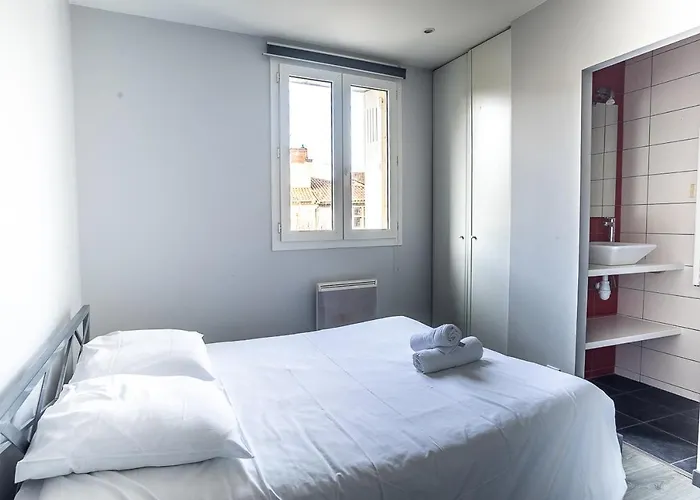 Le Saint Louis ホテル *